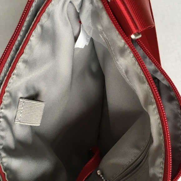 SAMPLE Baggallini Crossbody Bag Nylon Travel Red - Picture 6 of 10